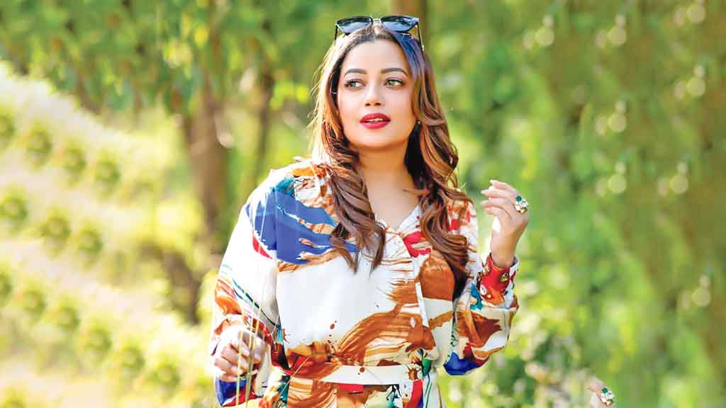 এল কনার নতুন গান ‘সোনা জান’