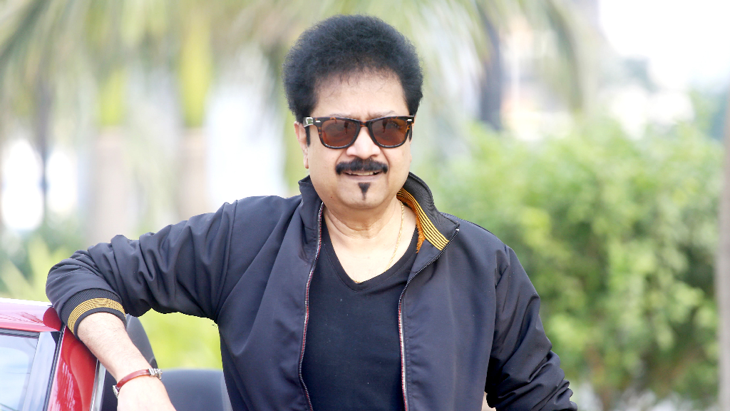 কানাডায় কুমার বিশ্বজিতের একক কনসার্ট