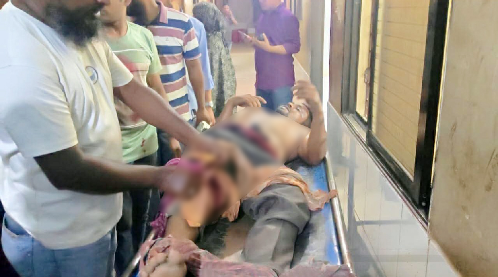 দৌলতপুরে দুই পক্ষের সংঘর্ষ, গুলিবিদ্ধসহ আহত ৩
