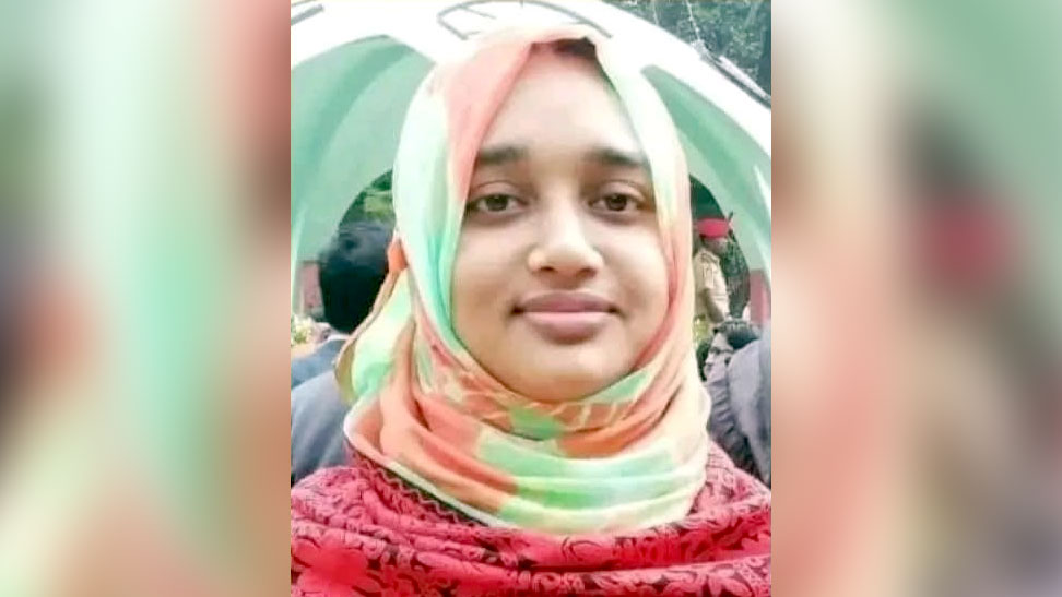 ইসলামী বিশ্ববিদ্যালয়ের শিক্ষিকাকে ছুরিকাঘাতে হত্যা, আত্মহত্যার চেষ্টা কর্মচারীর