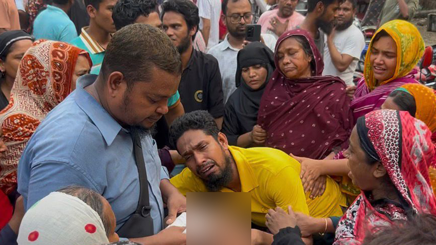 এসএসসি পরীক্ষা শেষে গড়াই নদে গোসলে নেমে দুই বন্ধুর মৃত্যু