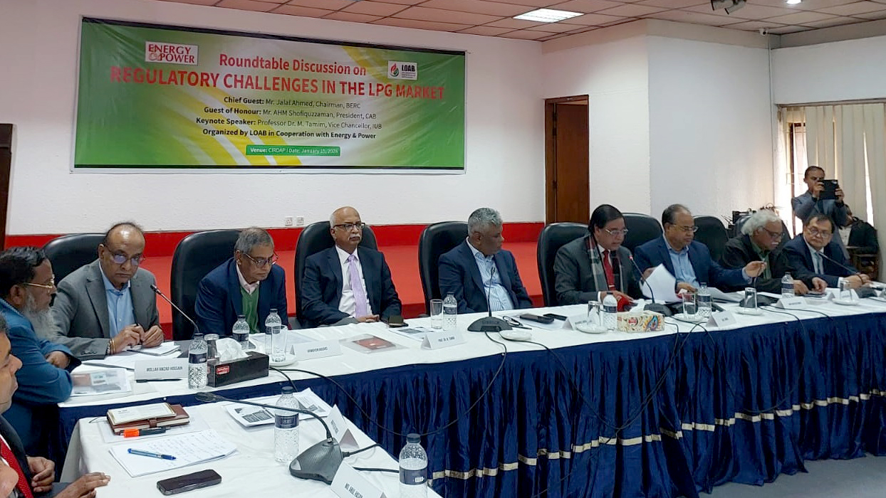 এলপিজি সংকটের জন্য ইরান পরিস্থিতি দায়ী: বিইআরসি চেয়ারম্যান