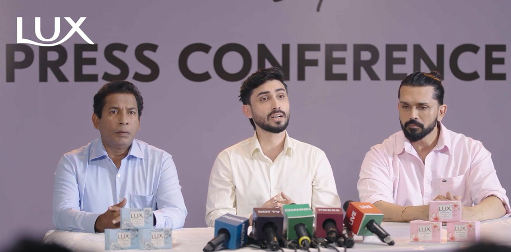 লাক্স সুপারস্টার ট্রফি পাওয়া যাচ্ছে না, তদন্তে ‘ওসি হারুন’ ও আরিফিন শুভ