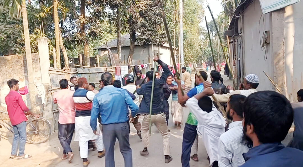 লালমনিরহাটে বিএনপি-জামায়াত সংঘর্ষ, আহত ১৫