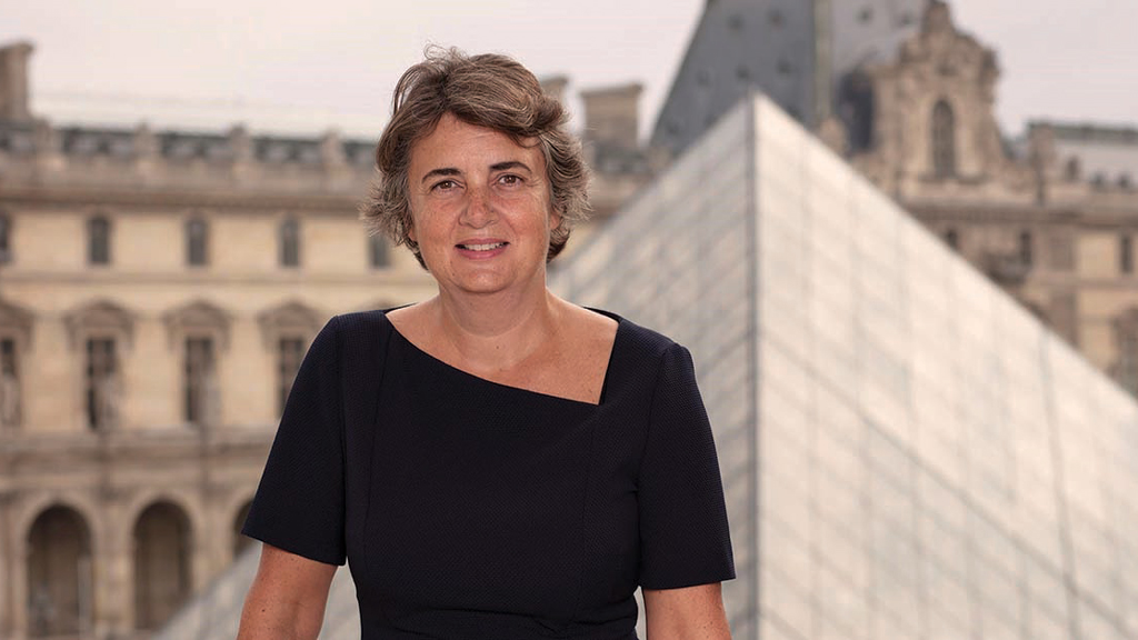 ৭ মিনিটে দুর্ধর্ষ চুরির ঘটনায় ল্যুভর মিউজিয়ামের ডিরেক্টরের পদত্যাগ