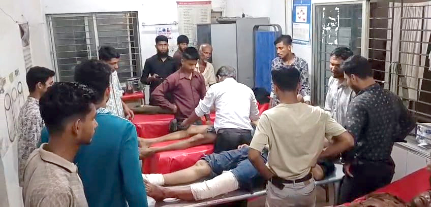 লক্ষ্মীপুরে পৃথক দুটি সড়ক দুর্ঘটনায় নিহত ১, আহত ৬