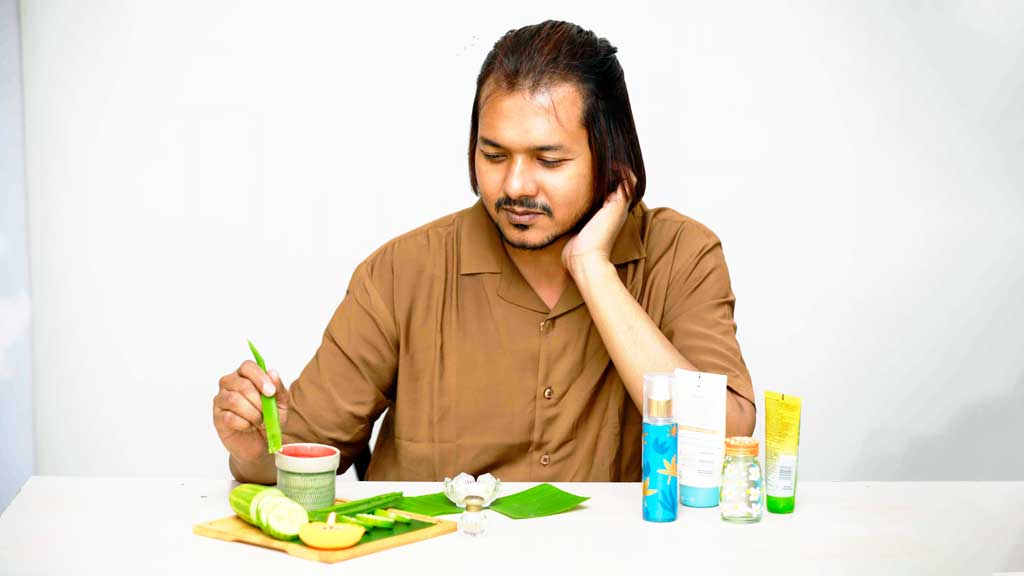 অল্পতেই তুষ্ট পুরুষের ত্বক