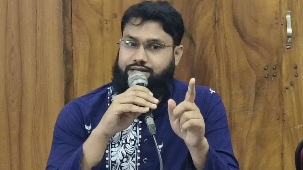 পে স্কেল দেবেন কি না, ক্লিয়ার করেন: সরকারকে এমপি আতিক