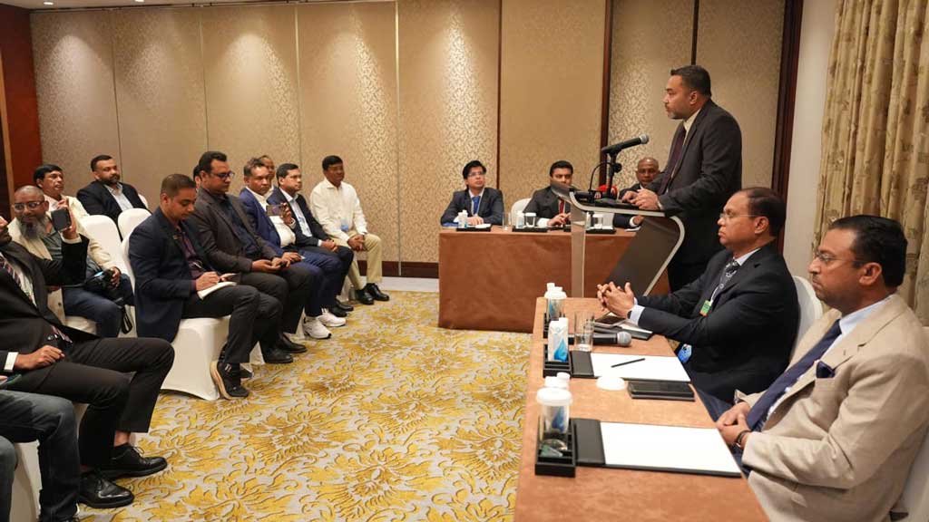 বিশ্ব দরবারে দেশের মর্যাদা নিশ্চিত করছেন প্রধানমন্ত্রী: মাহ্দী আমিন