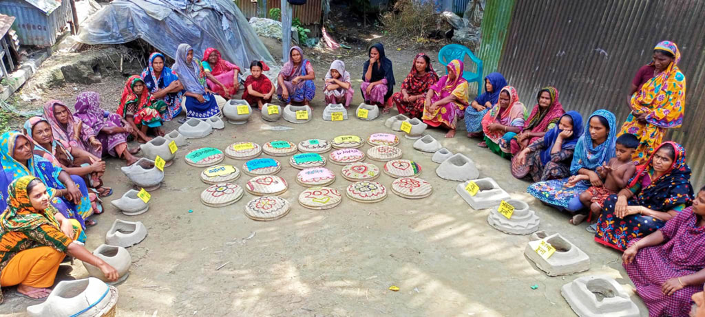 মানিকগঞ্জে পরিবেশবান্ধব চুলা ও হাজল মেলা