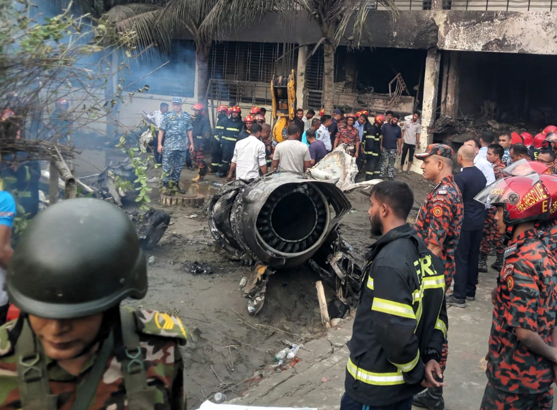 বার্ন ইনস্টিটিউটে চিকিৎসা শেষে বাড়ি ফিরল মাইলস্টোনের আরও ২ শিক্ষার্থী