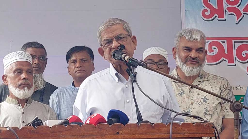 ধর্মকে রাজনৈতিকভাবে ব্যবহার করে মানুষকে বিভ্রান্ত করবেন না: মির্জা ফখরুল