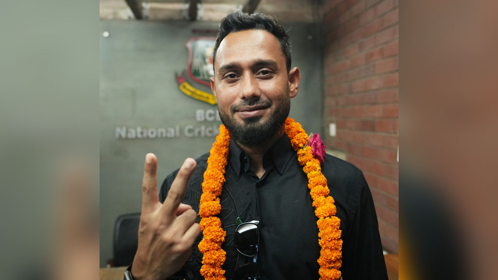 বিপুল ভোটে জয়ী মিঠুন, কোয়াবের কাছে তামিমের চাওয়া