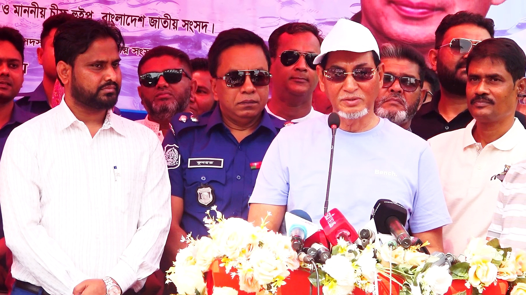 শেখ হাসিনা ৩২ লাখ কোটি টাকা বাংলাদেশ থেকে পাচার করেছে: চিফ হুইপ