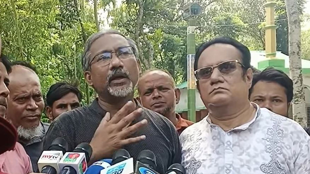 মনছুর হেলাল। ছবি: আজকের পত্রিকা