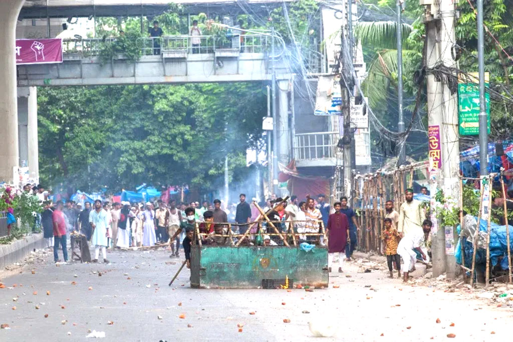 নিরাপরাধীরা কারাগারে যাক, চান না অভ্যুত্থানে নিহত রিকশাচালকের স্ত্রী