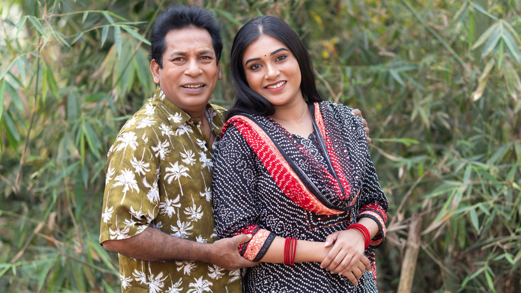 একই পরিচালকের দুই ধারাবাহিকে মোশাররফ ও মিম