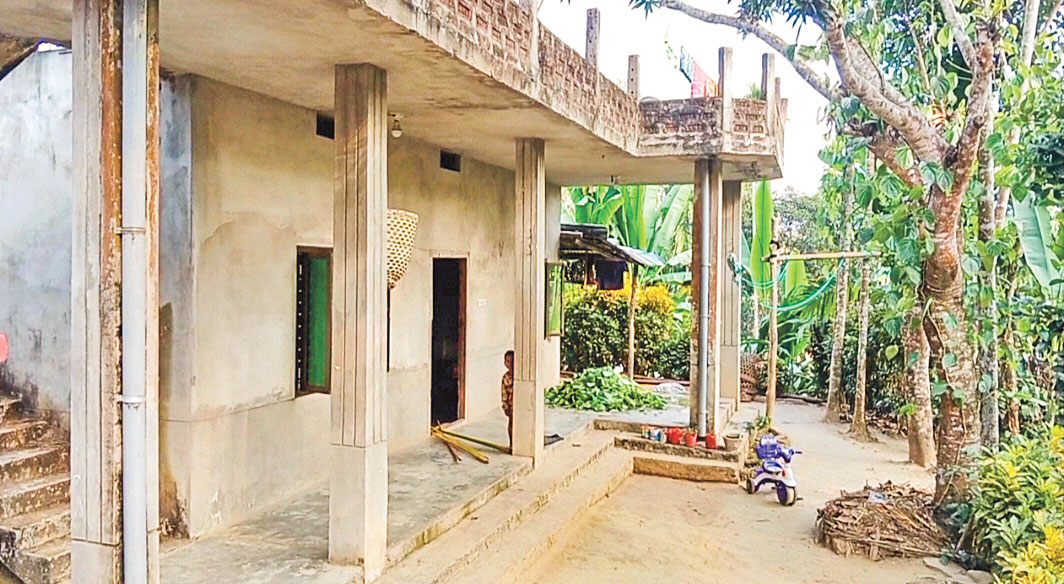 মৌলভীবাজার: আইন ভেঙে বনে পাকা ঘর