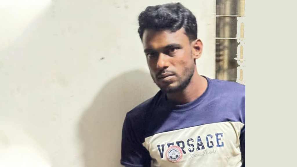 কিশোরী ফুটবলারকে ধর্ষণচেষ্টা, সতীর্থদের সহায়তায় পুলিশে দিলেন অভিযুক্তকে