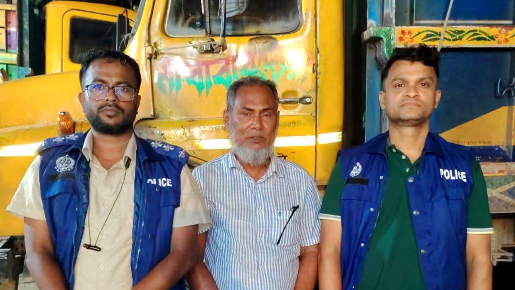 সিরাজদিখানে ইলিয়াস মোল্লা হত্যা মামলার প্রধান আসামি গ্রেপ্তার