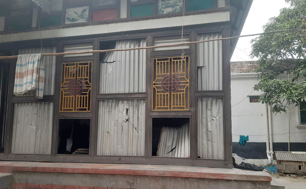 মুন্সিগঞ্জে বিএনপির দুই পক্ষের সংঘর্ষ, বাড়িঘরে হামলা-ভাঙচুর
