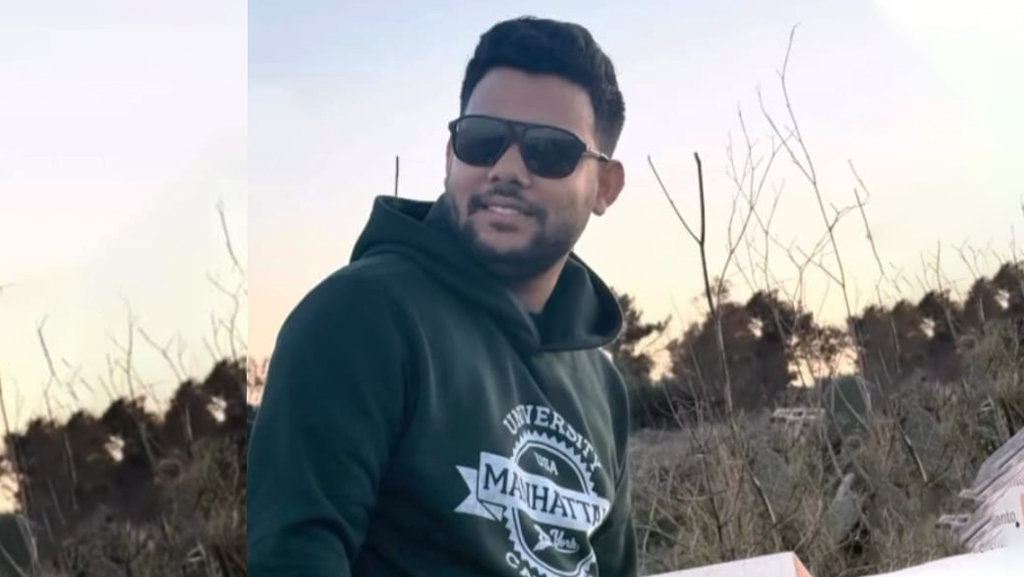 ‘ছোট ভাইকে না মেরে ভাত খাবে না বড় ভাই’