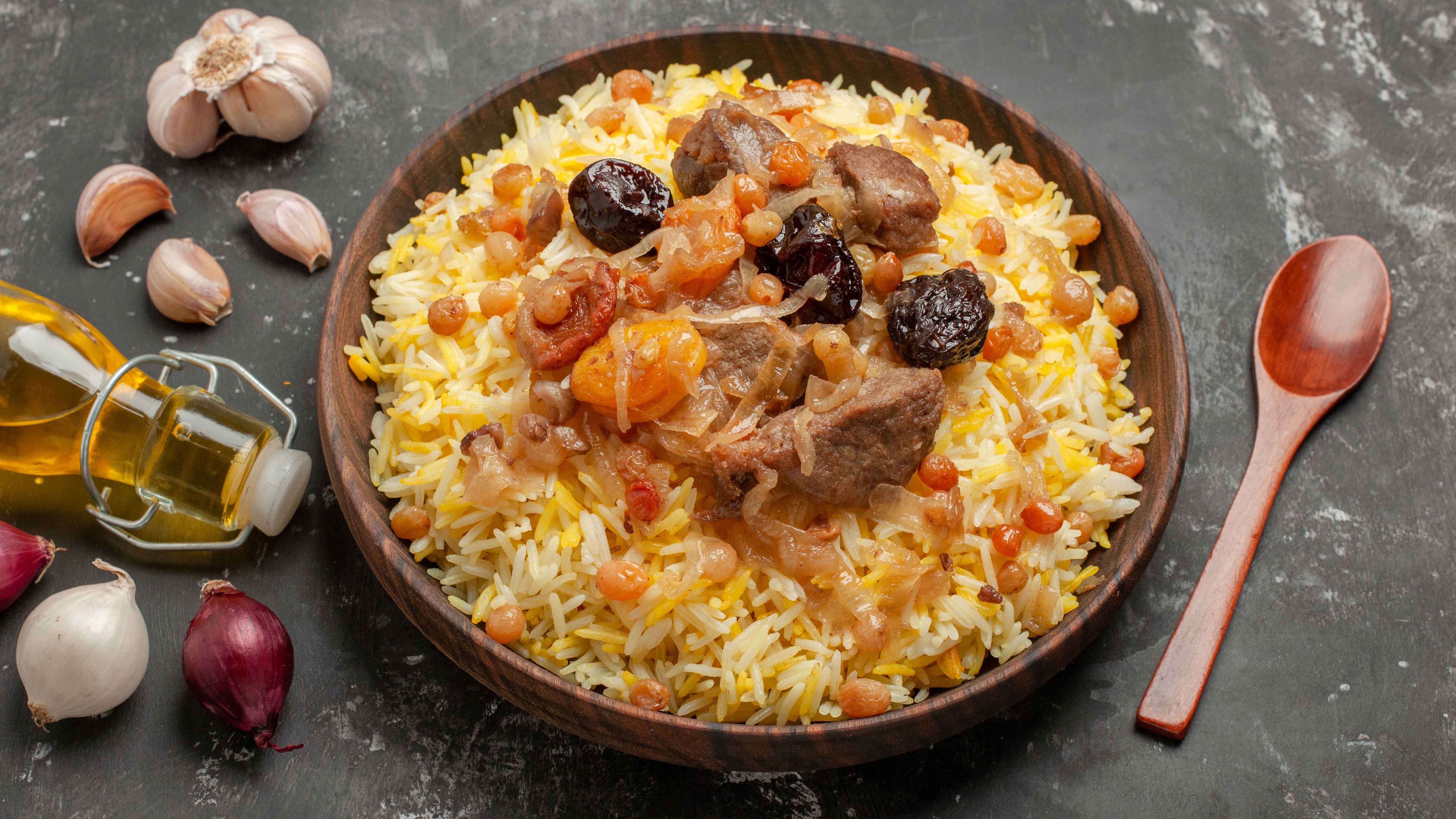 নতুন বছর রান্না করুন মাটন দম বিরিয়ানি