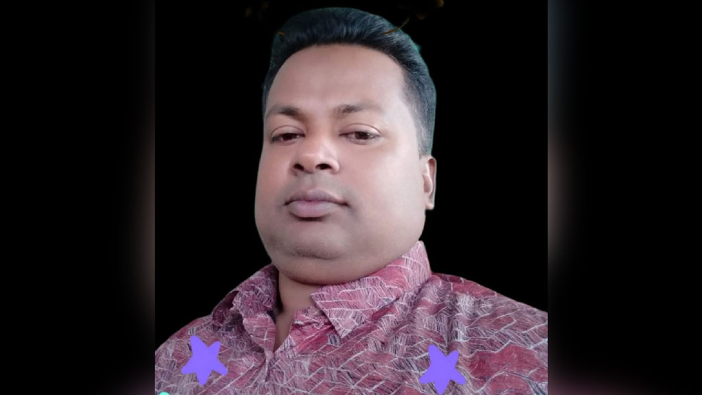 ময়মনসিংহে বাসচাপায় ইউপি সচিব নিহত