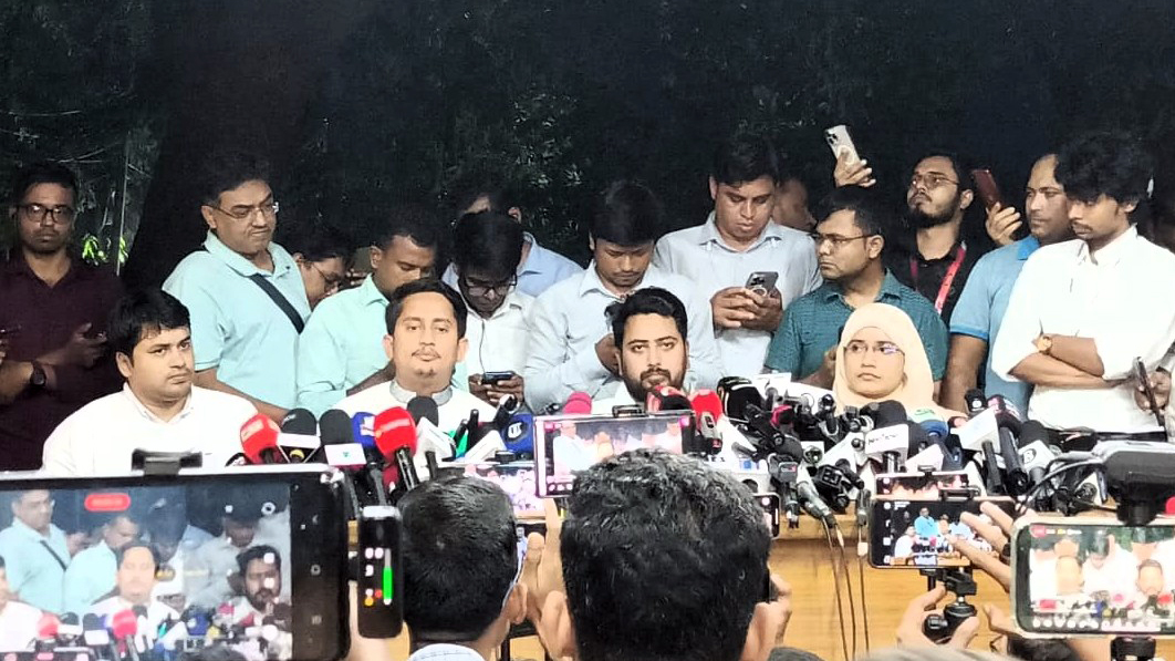 শাপলা ছাড়া আমরা নির্বাচনে যাব না: নাহিদ ইসলাম
