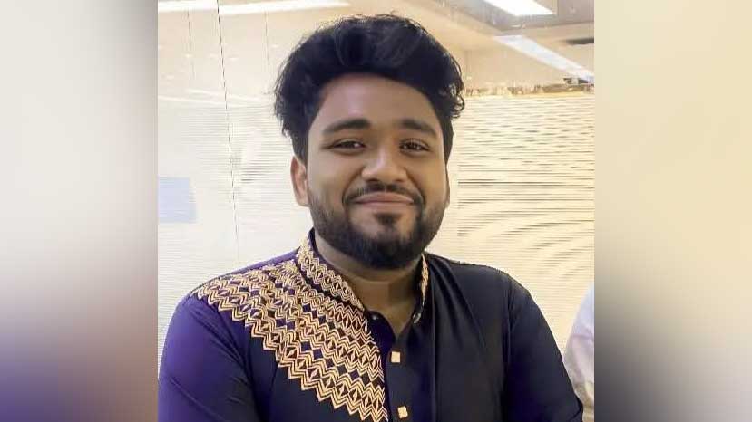 ফ্লাইওভারে ট্রাকের পেছনে মোটরসাইকেলের ধাক্কা, এনসিপি নেতা নিহত