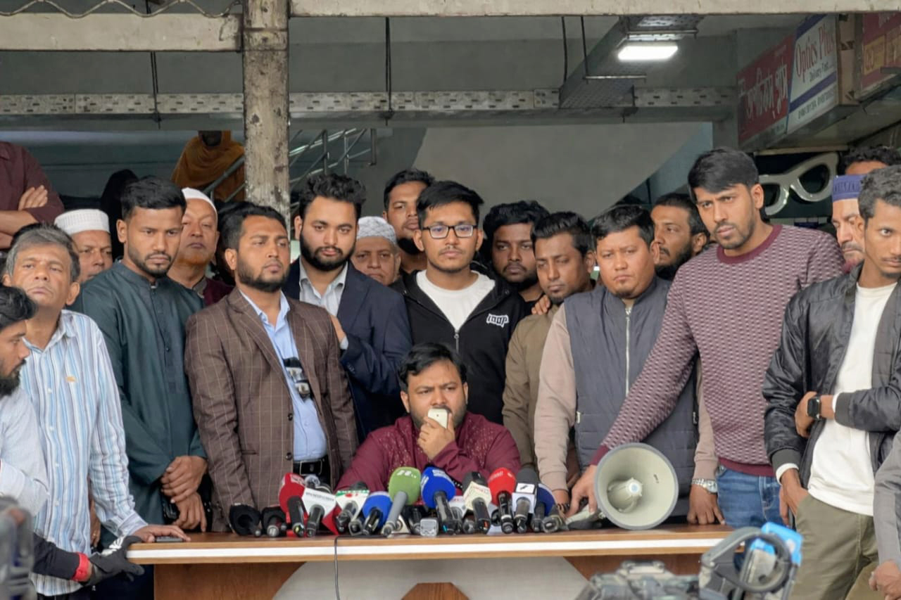 ঢাকা-১৮: এনসিপির আরিফুলকে মারধরের অভিযোগে ব্যবস্থা নিচ্ছেন বিএনপির প্রার্থী