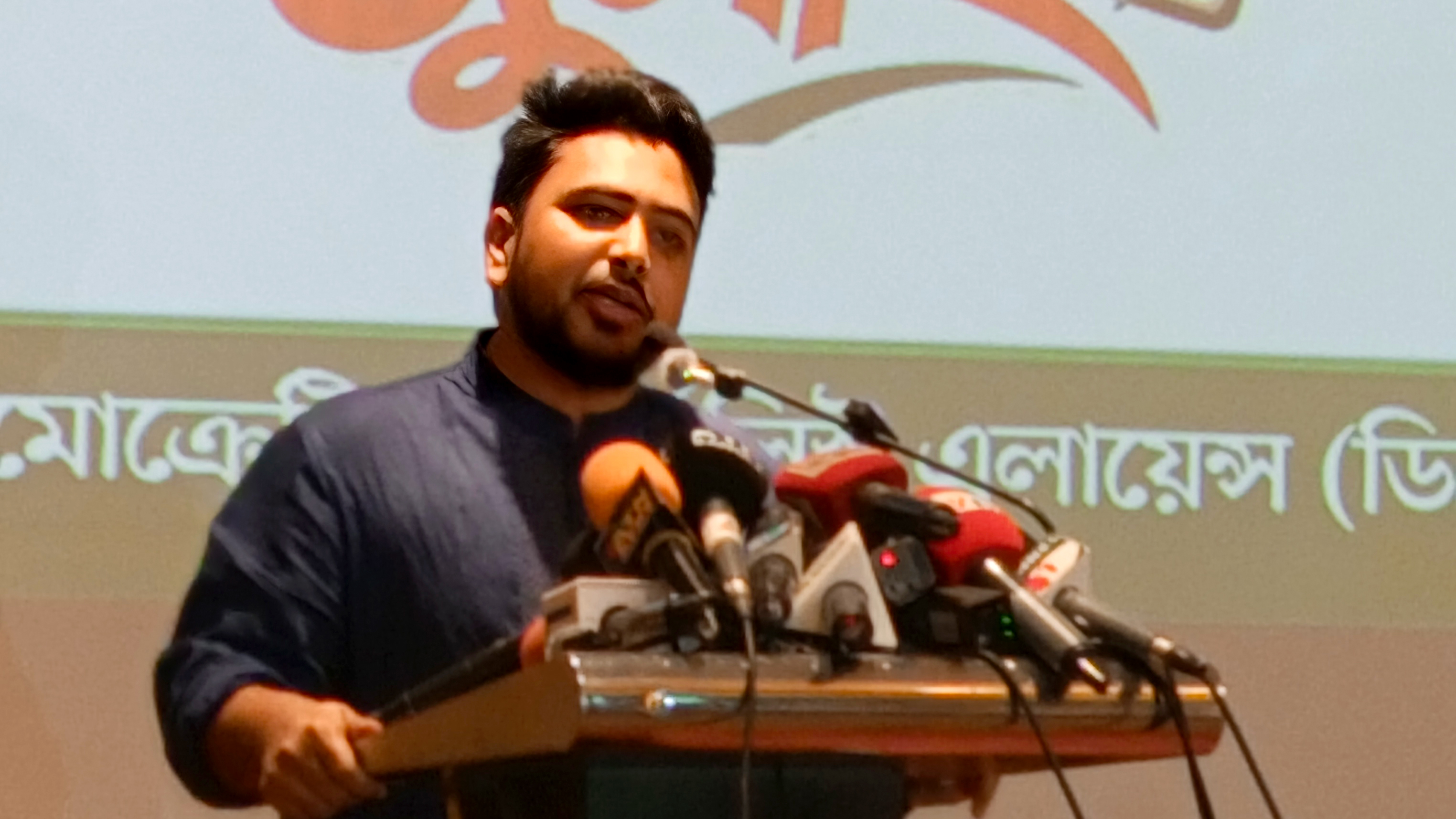 গণমাধ্যম সংস্কার কমিশনের সুপারিশ বাস্তবায়নের দাবি নাহিদ ইসলামের