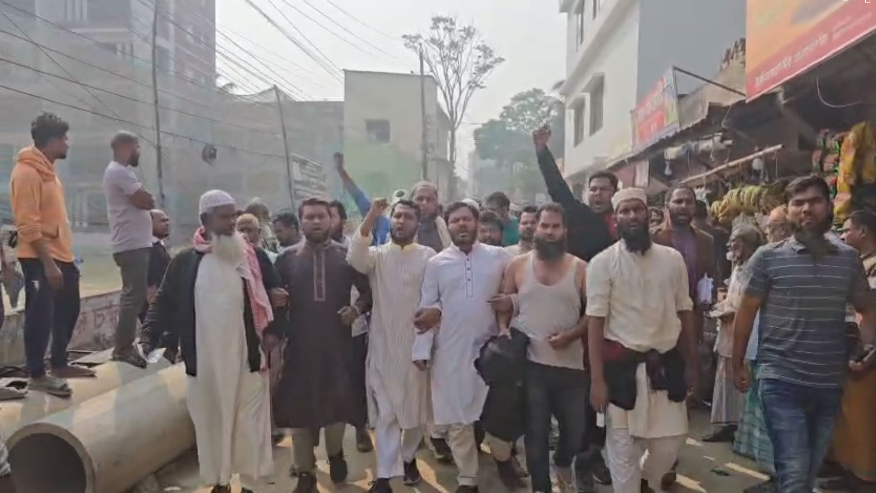 ঢাকা-১৮ আসনে এনসিপি প্রার্থীকে মারধরের অভিযোগ বিএনপি নেতা-কর্মীদের বিরুদ্ধে