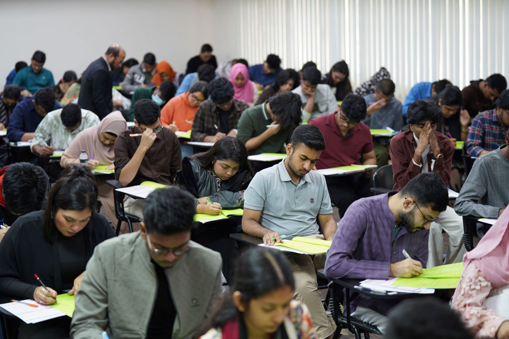 নর্থ সাউথ ইউনিভার্সিটিতে স্প্রিং-২০২৬ সেমিস্টারের ভর্তি পরীক্ষা অনুষ্ঠিত