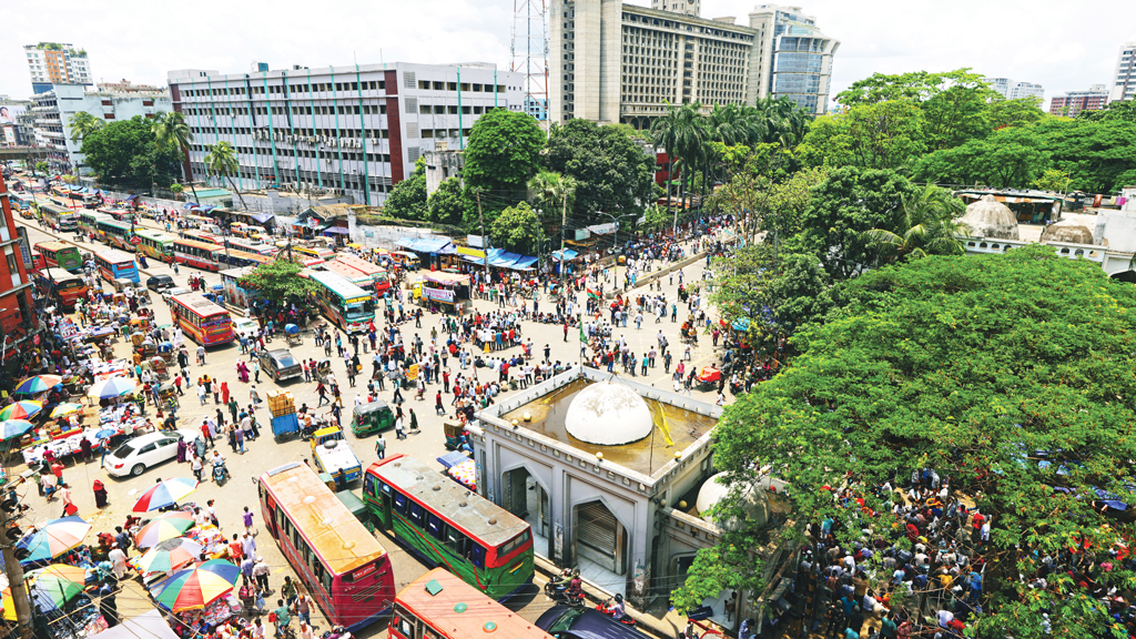ইশরাক নিয়ে মুখোমুখি বিএনপি-সরকার