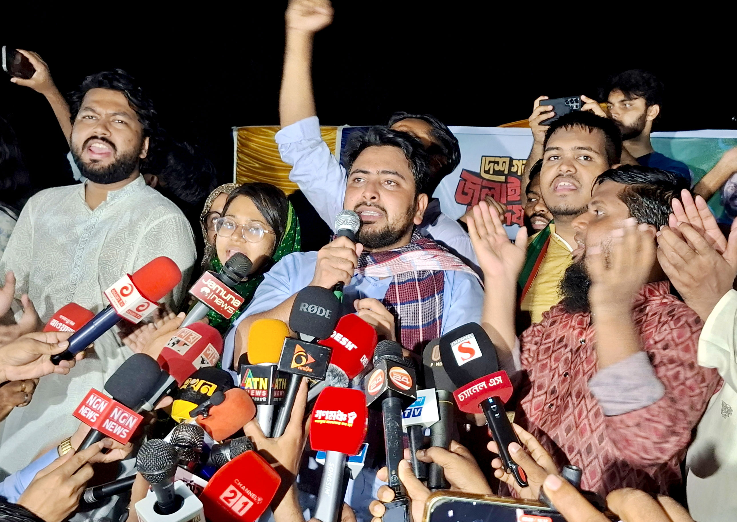 স্বাধীনতা এনেছি, সংস্কারও আনব: নওগাঁয় নাহিদ ইসলাম