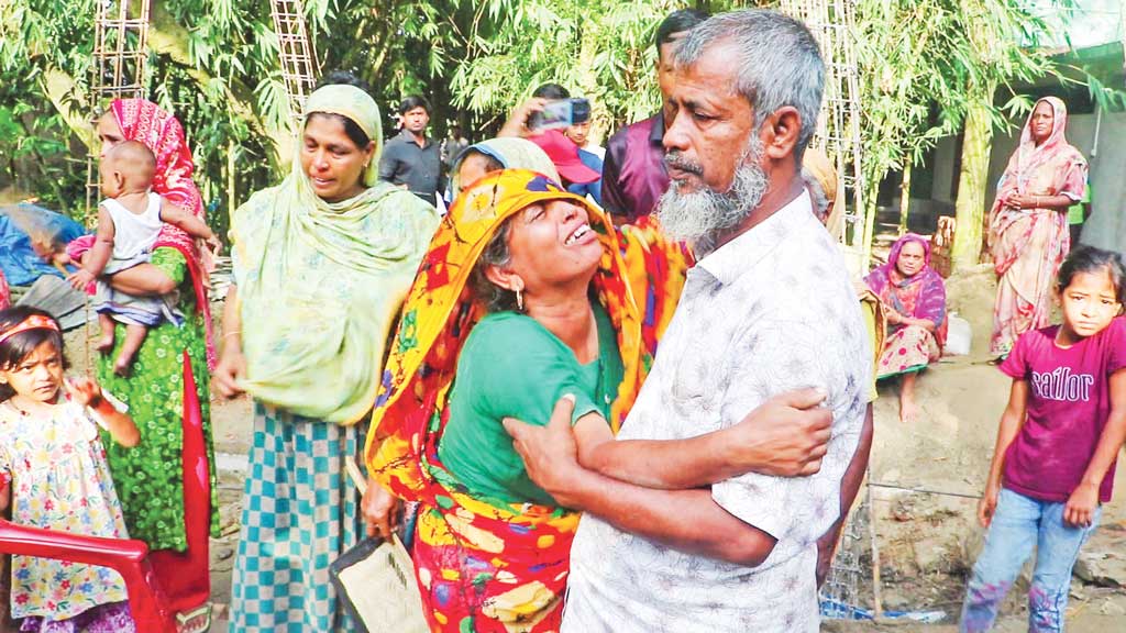 সৌদিতে আগুনে ১৬ জনের মৃত্যু: আত্রাইয়ের গ্রামে গ্রামে স্বজনহারার আহাজারি