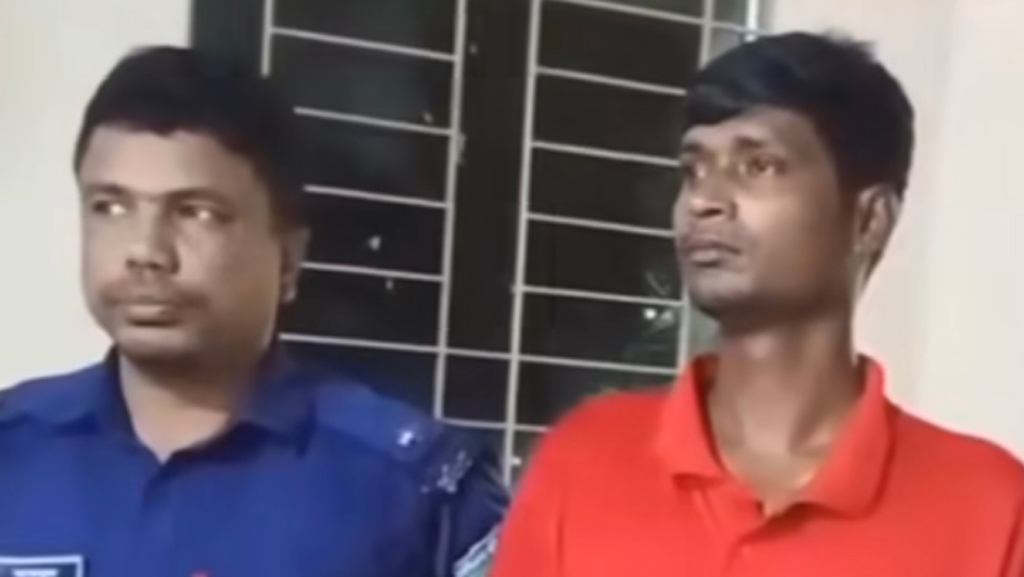 নাটোরে ট্রাক-মাইক্রোবাসের সংঘর্ষে নিহত ৮, ঘাতক ট্রাকচালক গ্রেপ্তার