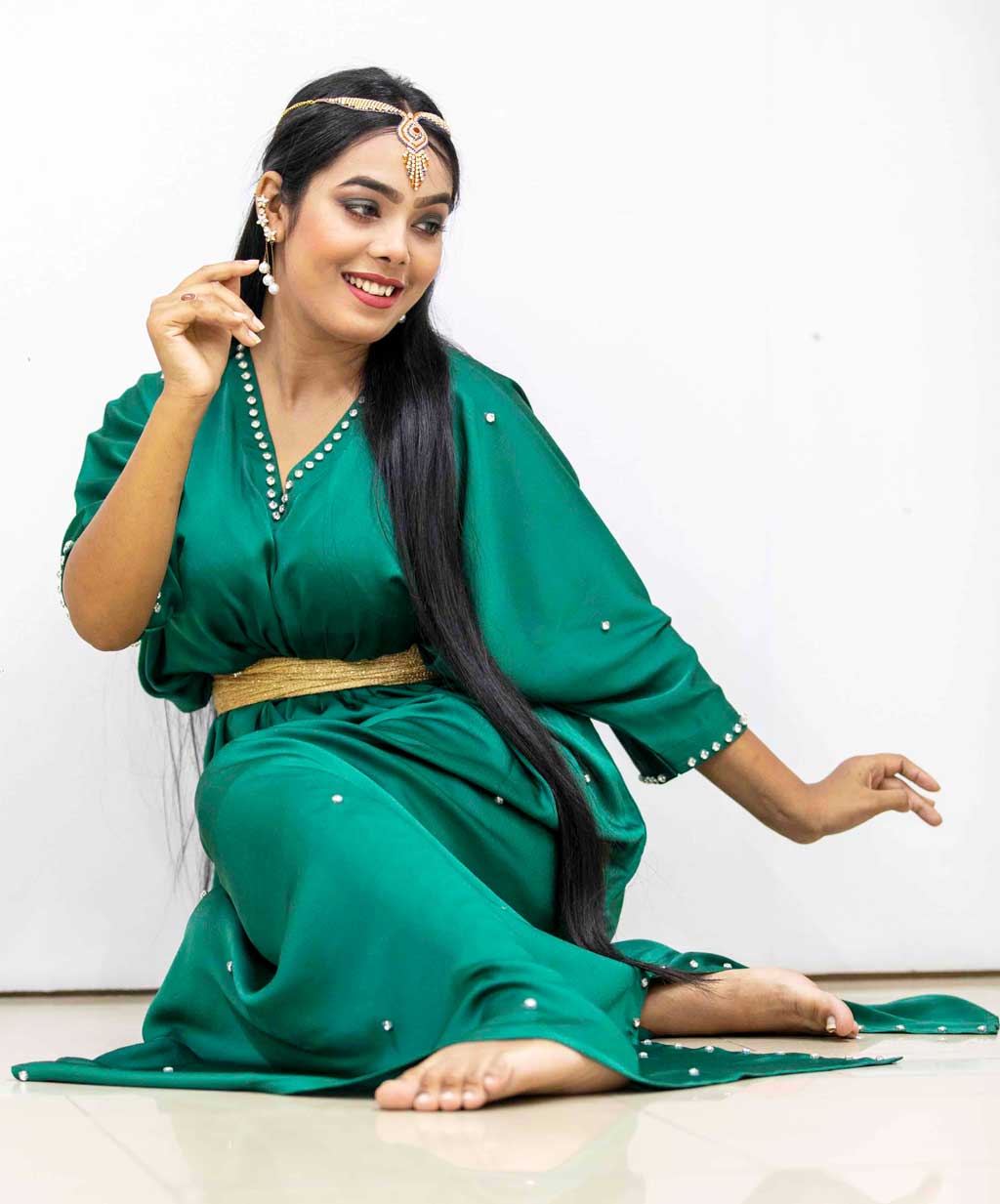 মডেল: রিতু, পোশাক: স্টাইল ভেইন, ছবি: হাসান রাজা
