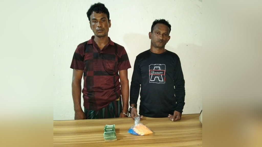 নেত্রকোনায় ২১০০টি ইয়াবাসহ আটক ২