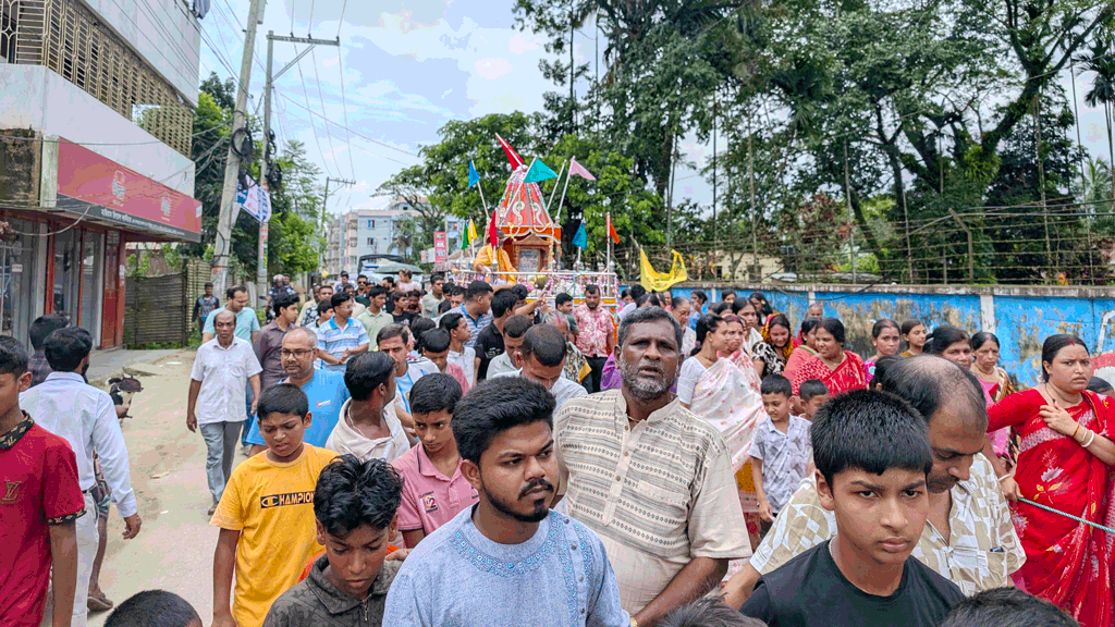 দুর্গাপুরে নানা আয়োজনে জগন্নাথ দেবের রথযাত্রা পালিত
