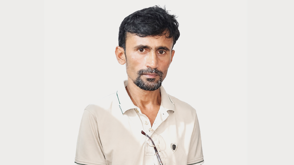 হোমিওপ্যাথি ওষুধের আড়ালে মাদক মামলার পলাতক আসামির ‘রেকটিফায়েড স্পিরিটের’ কারবার