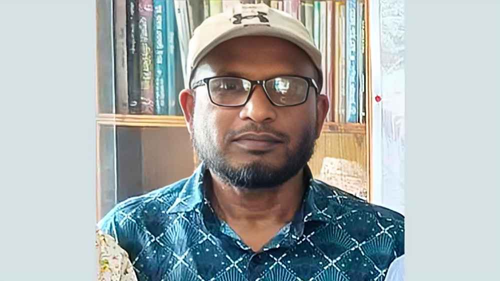 সামরিক আদালতে চাকরিচ্যুত, তথ্য গোপন করে সরকারি স্কুলে শিক্ষক