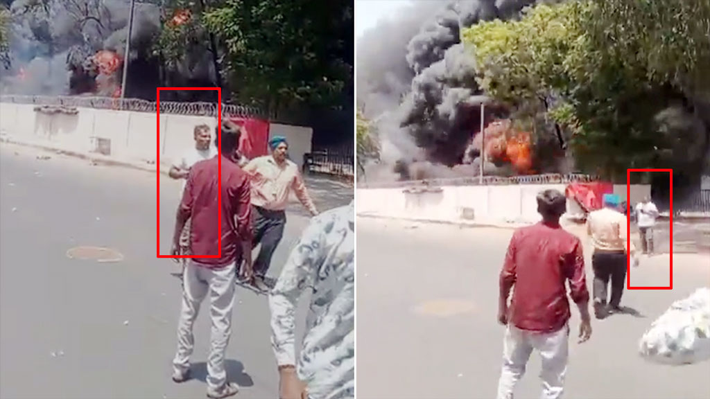 মোবাইল হাতে ধোঁয়ার ভেতর থেকে হেঁটে বেরিয়ে আসেন রমেশ, ভিডিও প্রকাশ