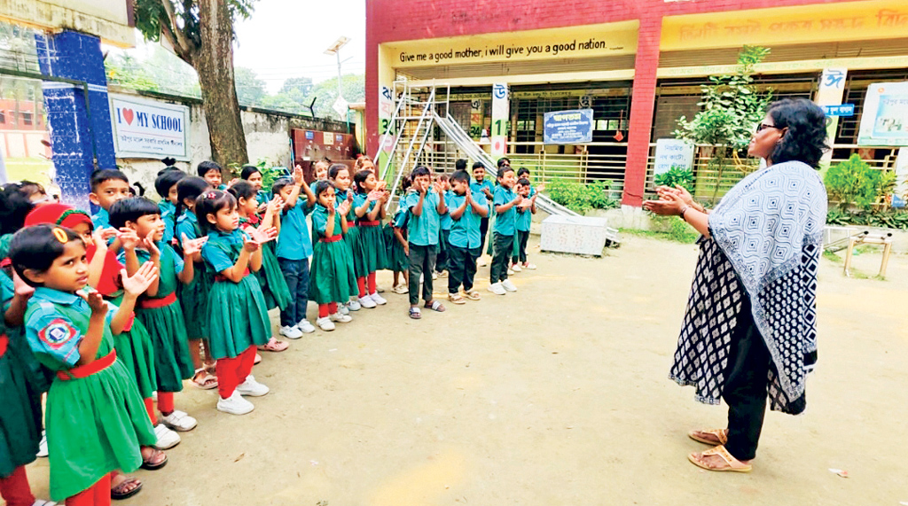 দেশসেরা এক শিক্ষকের গল্প