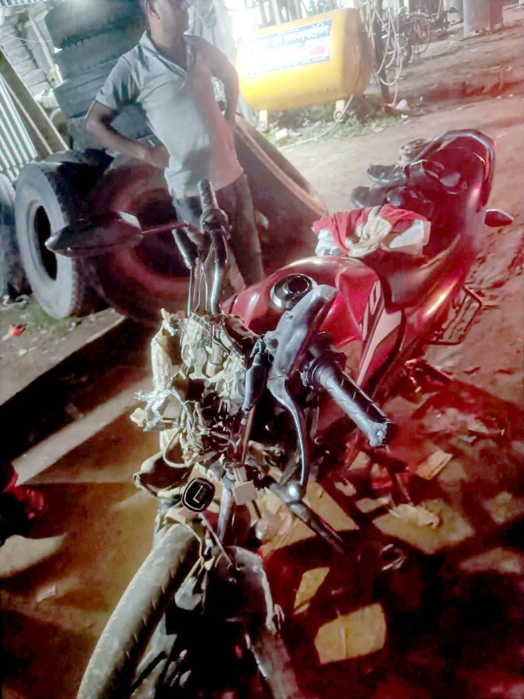 সুবর্ণচরে অটোরিকশা-মোটরসাইকেল সংঘর্ষ, শিশুসহ আহত ৩