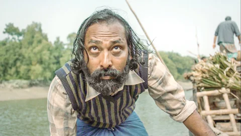 ‘ফেউ’ মুক্তির ঘোষণায় স্বস্তিতে মোস্তাফিজুর নূর ইমরান