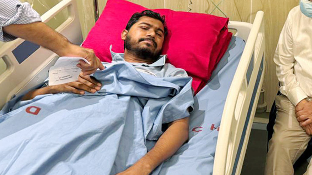 নুরের শর্টটাইম মেমোরি লস হচ্ছে, বিদেশে পাঠাতে গড়িমসির অভিযোগ রাশেদ খানের