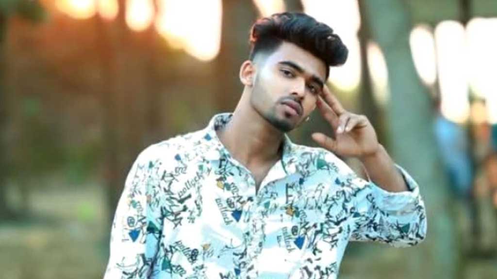 চোখে মরিচের গুঁড়া ছিটিয়ে যুবককে কুপিয়ে হত্যার অভিযোগ