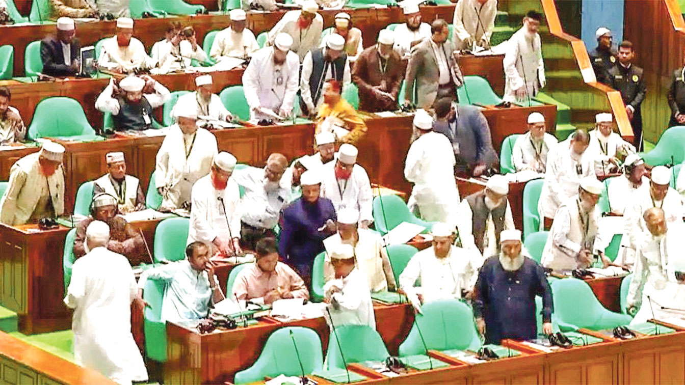 সংসদ অধিবেশন: আন্দোলনের হুমকি বিরোধীদের